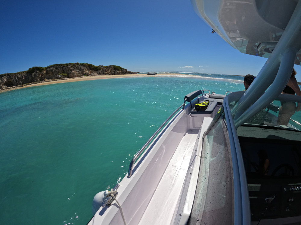 Green Cay island